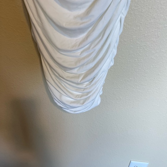 Selfie Leslie Good Vibes Deep V-Neckline Ruched Mini Dress White S - Picture 11 of 12